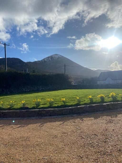 Modern Apartment At Croagh Patrick Westport Extérieur photo